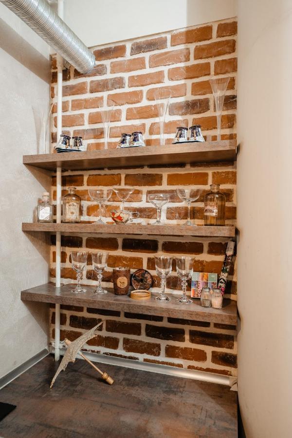 Bright And Cozy Design Apt With Office Cluj-Napoca Exterior photo