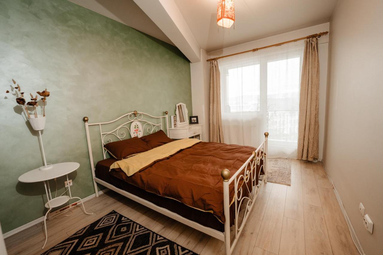 Bright And Cozy Design Apt With Office Cluj-Napoca Exterior photo